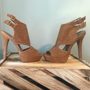 Fall heals, open toe w/buckles, 5”heel, tan velour